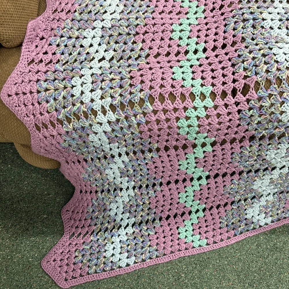 Grannycore Large Crochet Afghan Multi Colored‎ Blanket/Bedspread/Throw 72